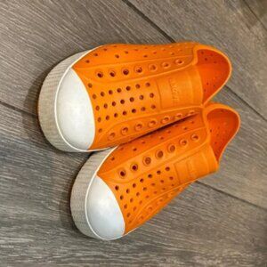 Native Jefferson Child Orange Shoes big kid C12